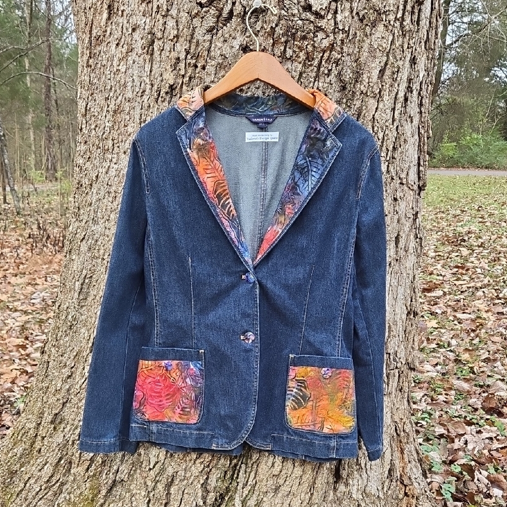 LANDS END. Custom Embellished, Blue Denim Jacket. Size 16. NWOT.